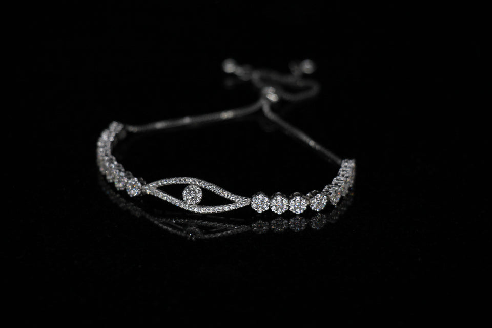 Hamsa Eye With Flower Cluster Bolo Bracelet