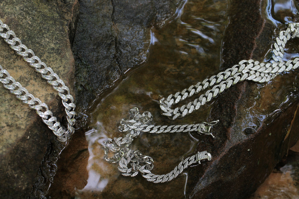 SKÖLL Chains