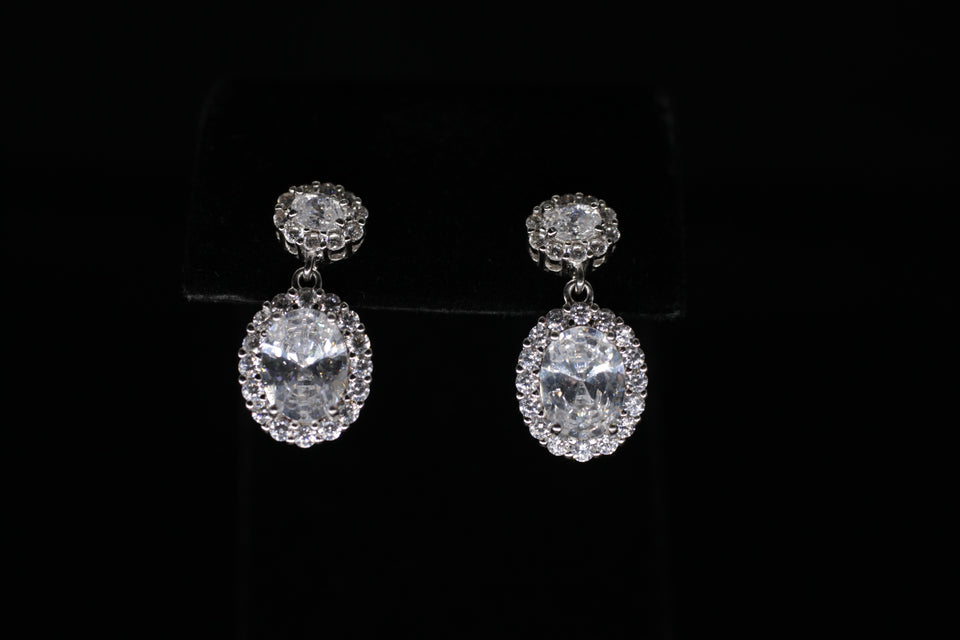 Dangling Oval & Round Cluster Earrings