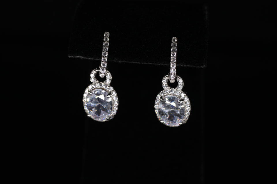 Dangling Oval Cluster Earrings