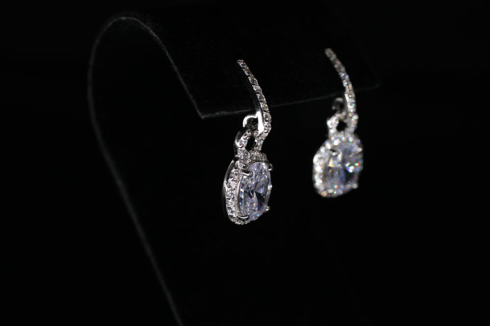 Dangling Oval Cluster Earrings