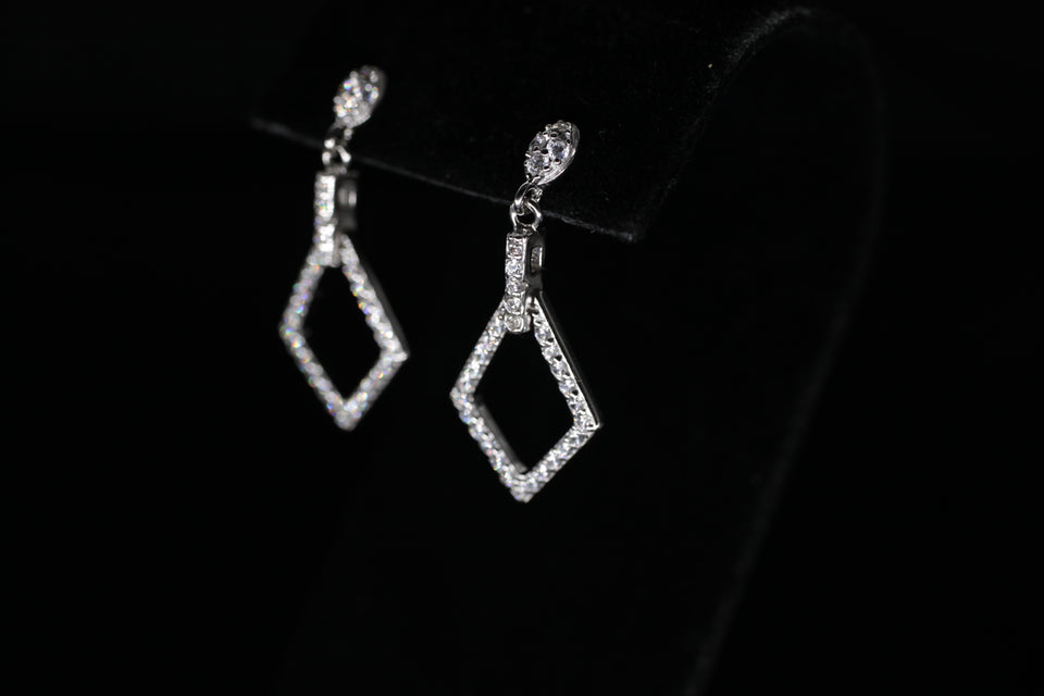 Dangling Triangle Shape Earrings