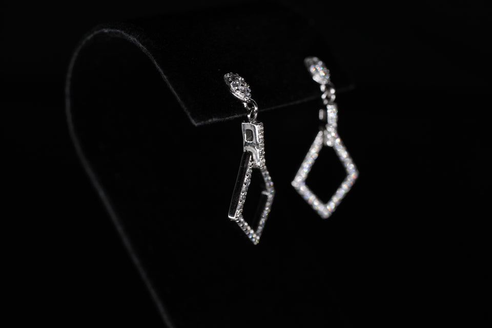 Dangling Triangle Shape Earrings