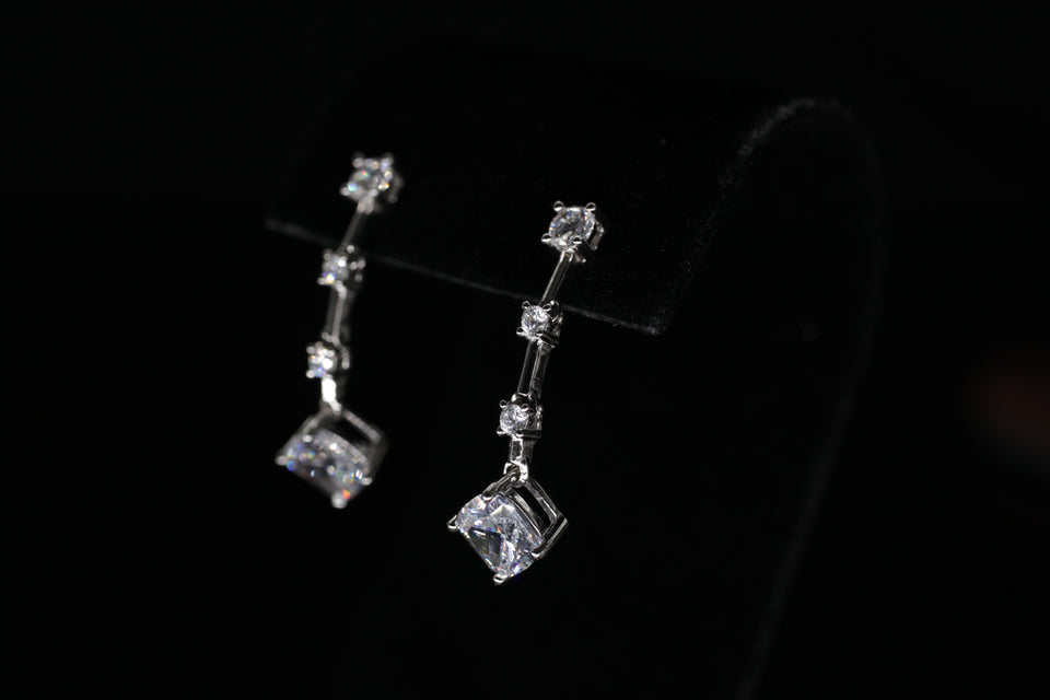 Dangling Square Drop Earrings