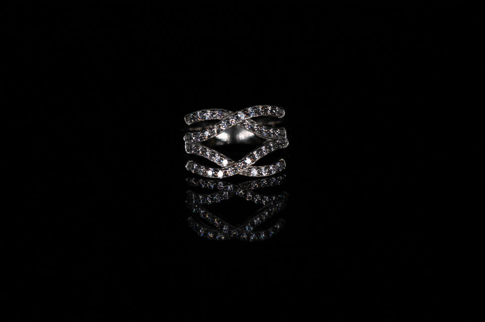 Crossover Multi-Row Ring