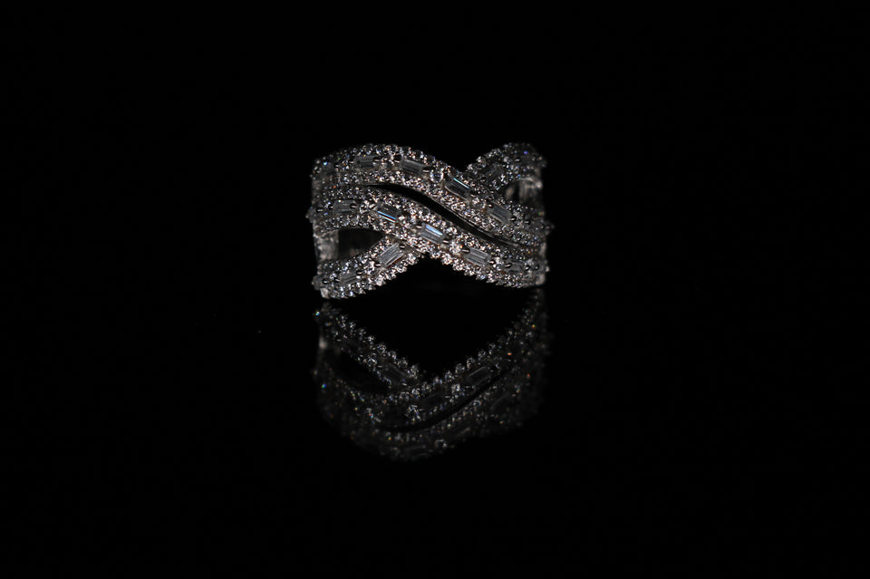 Baguettes Crossover Multi-Row Ring