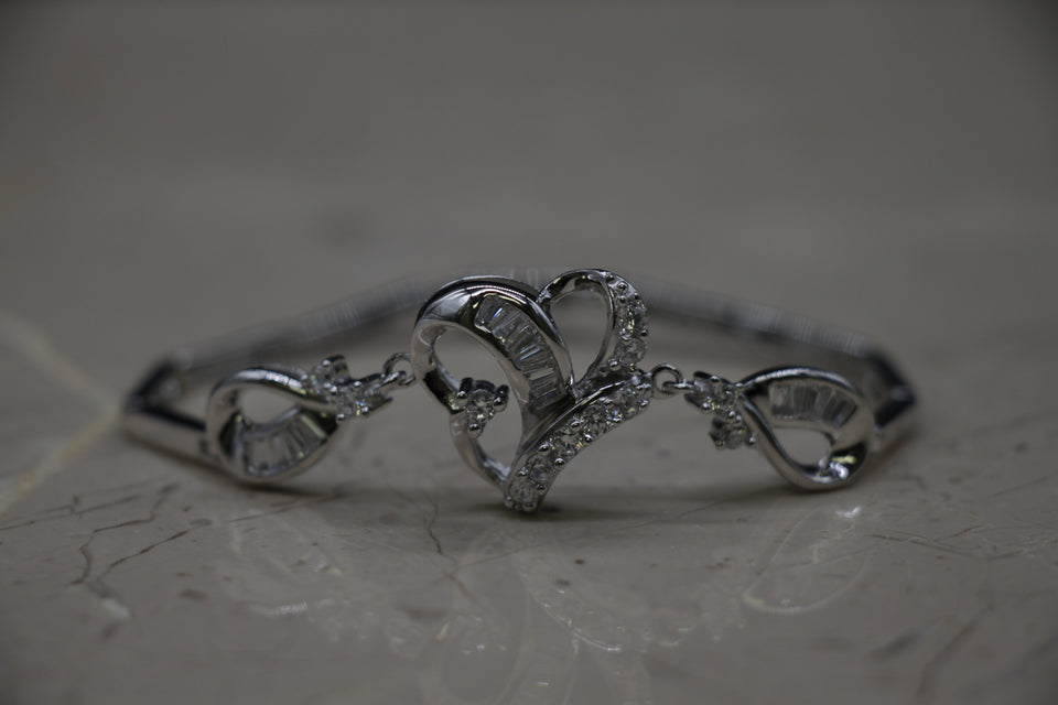 Baguette Cluster Heart Bracelet