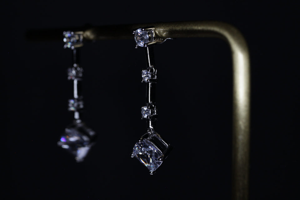 Dangling Square Drop Earrings