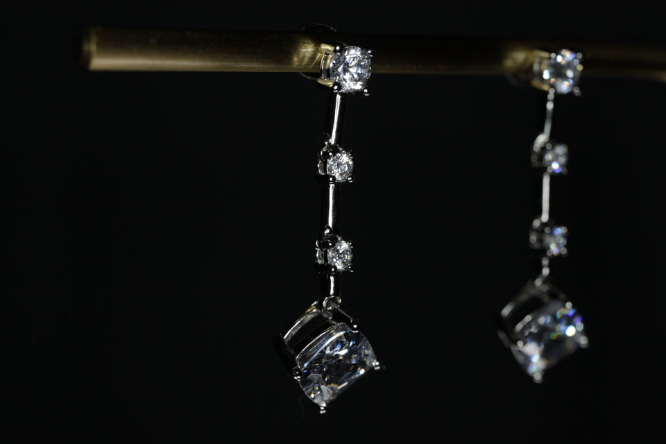 Dangling Square Drop Earrings